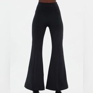 NWT Girlfriend Collective Black Flare Pants